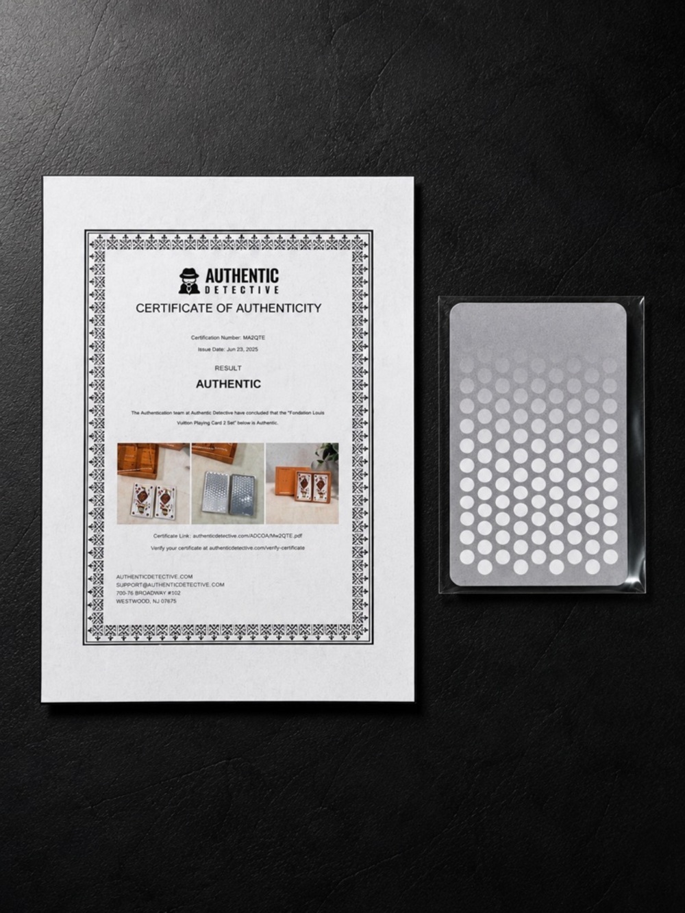LOUIS VUITTON Foundation 8 of Spades Playing Card COA Rare Collectible